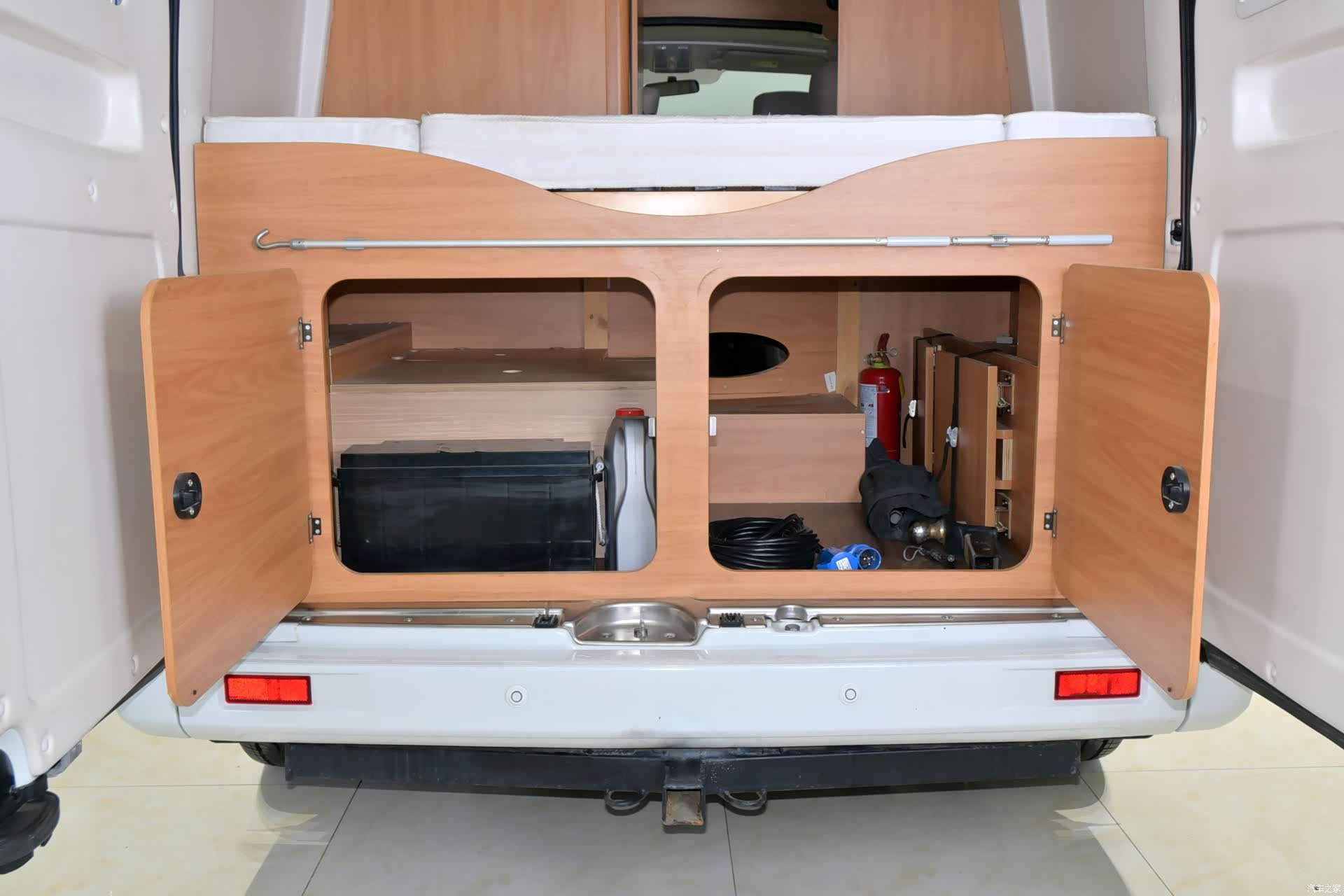 Maxus V80, 2018 24