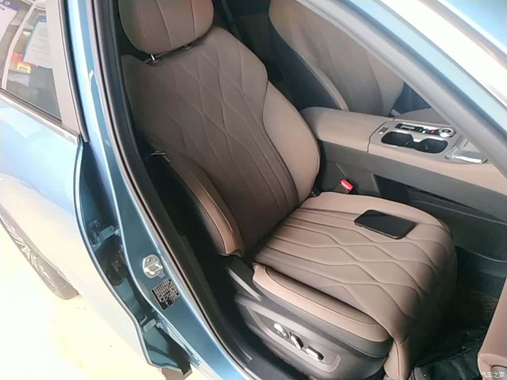 Chery Tiggo 8 Plus, 2025 25