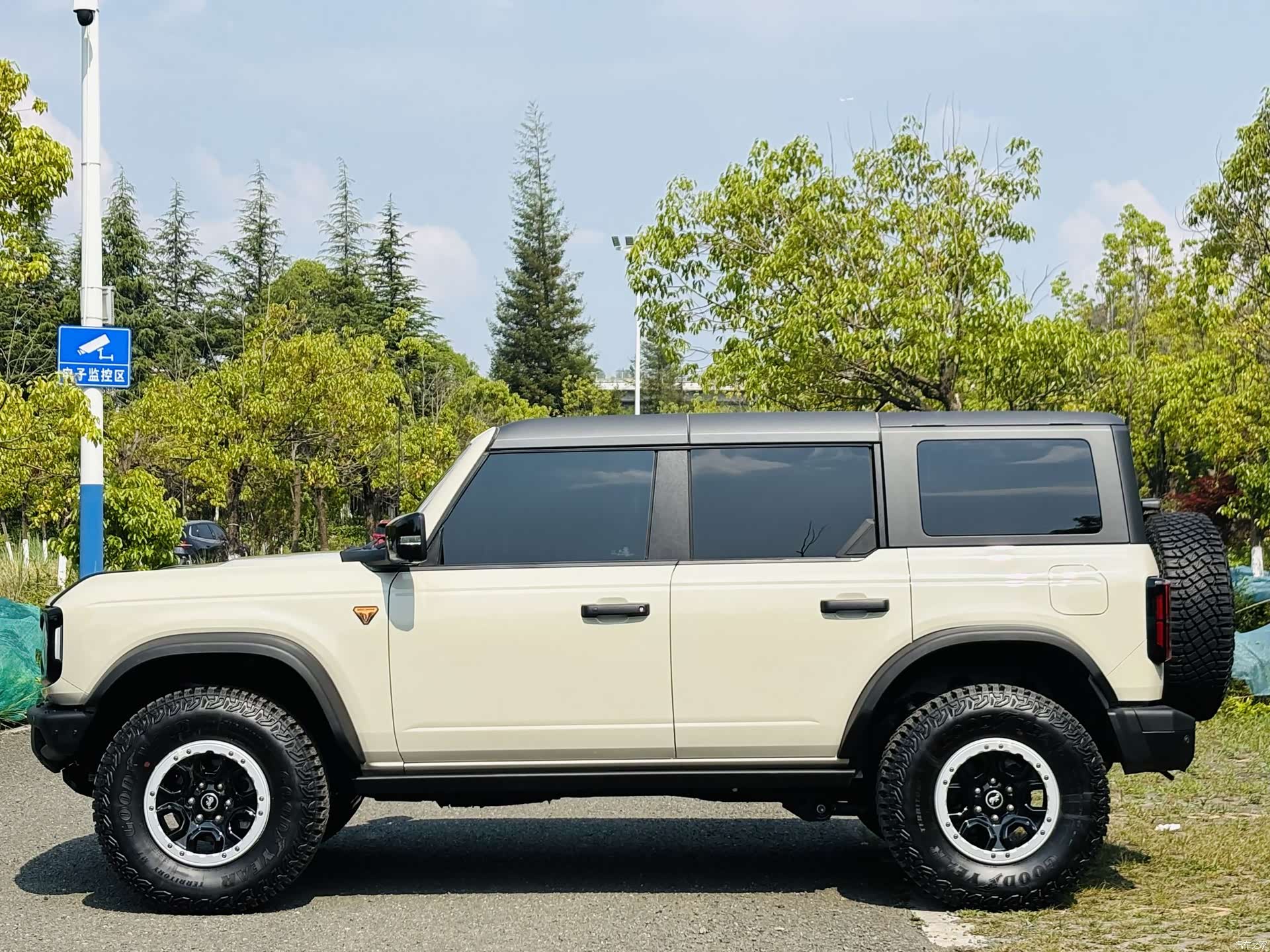 Ford Bronco, 2025 7