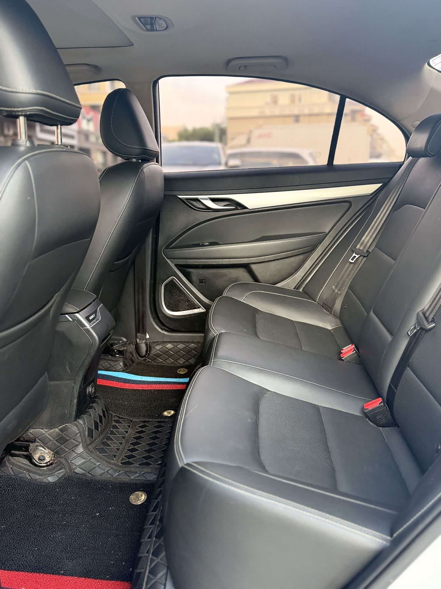 Geely Emgrand, 2019 15