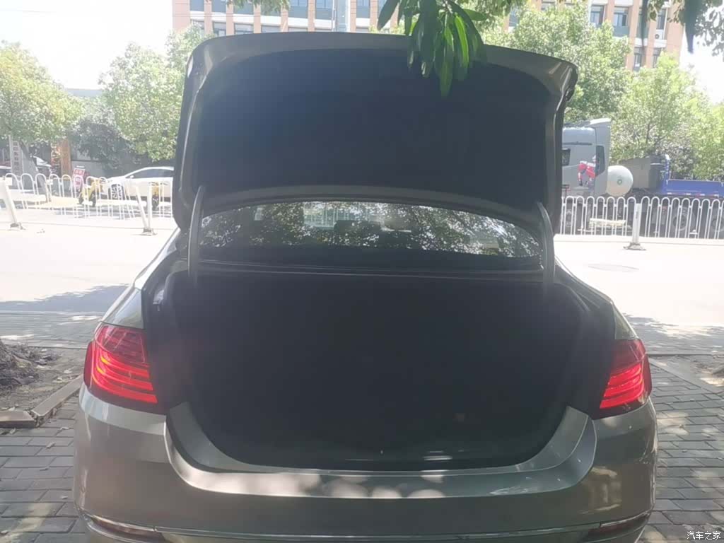 BMW 5 Series, 2015 19