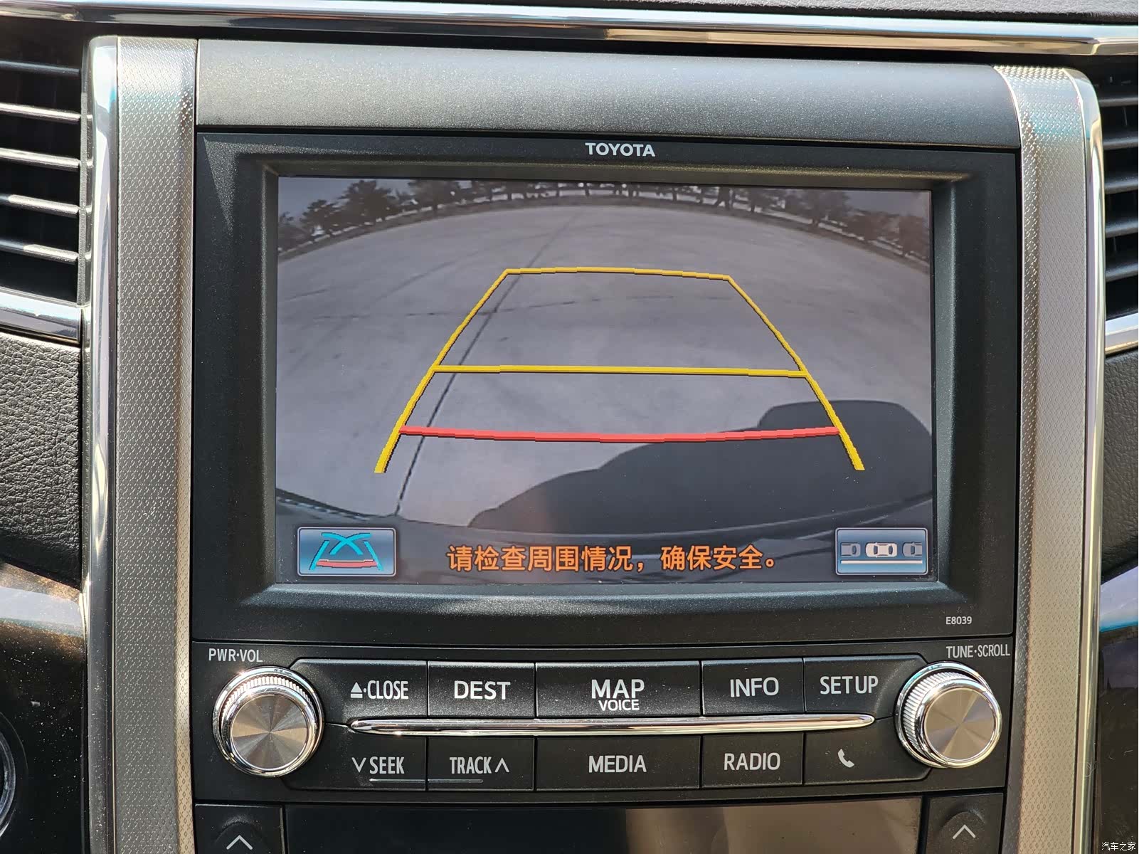Toyota Alphard, 2012 15