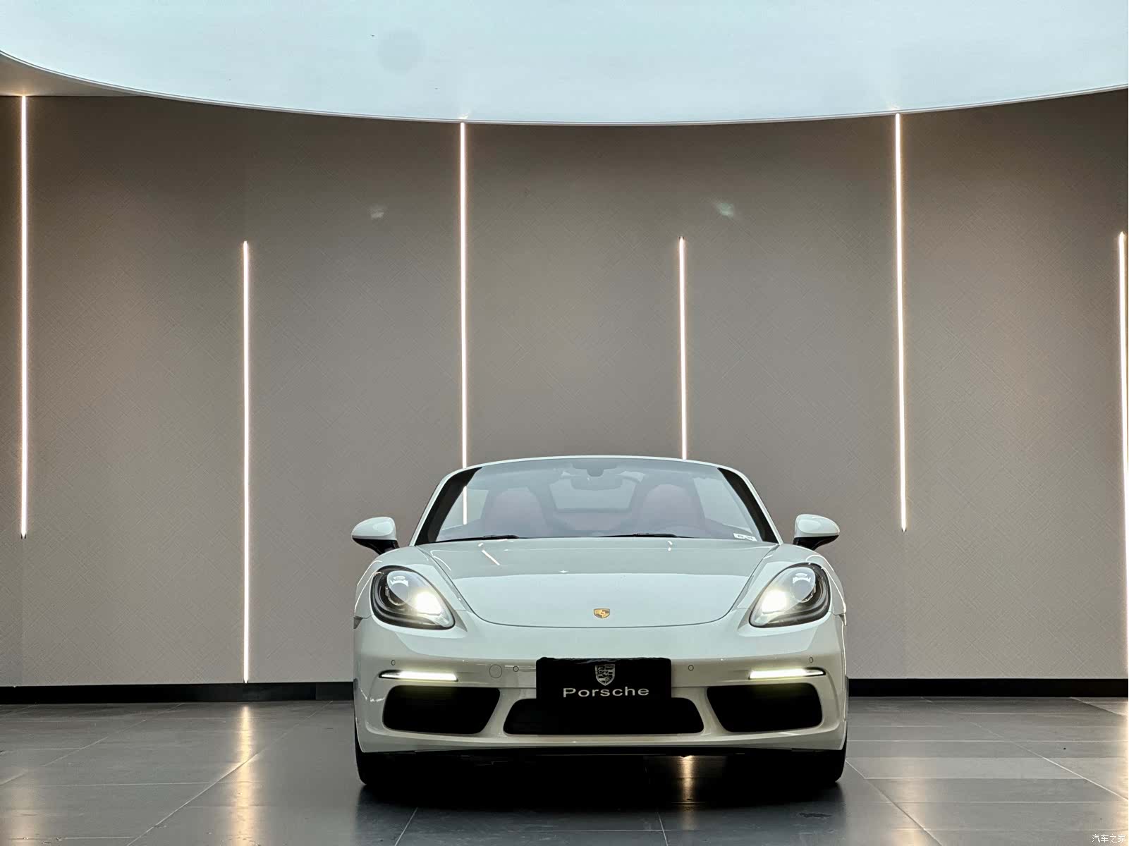 Porsche Boxster, 2023 2