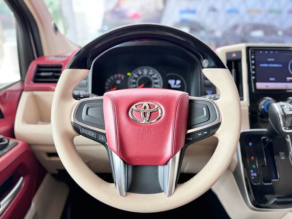 Toyota HIACE Toyota HIACE