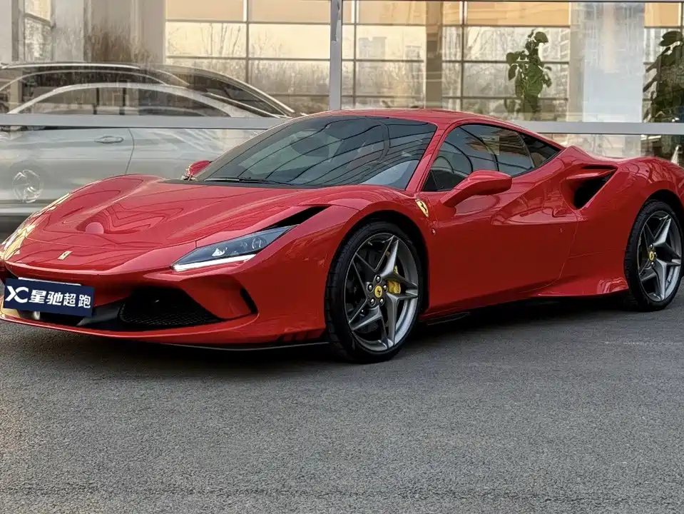 Ferrari F8