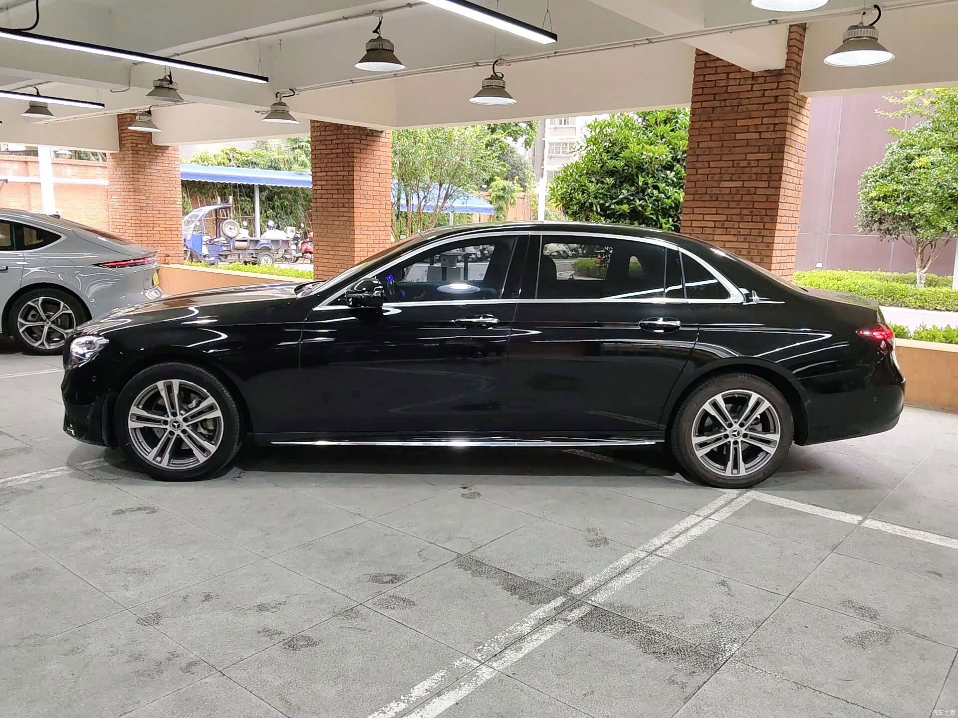 Mercedes-Benz E-Class, 2022 2