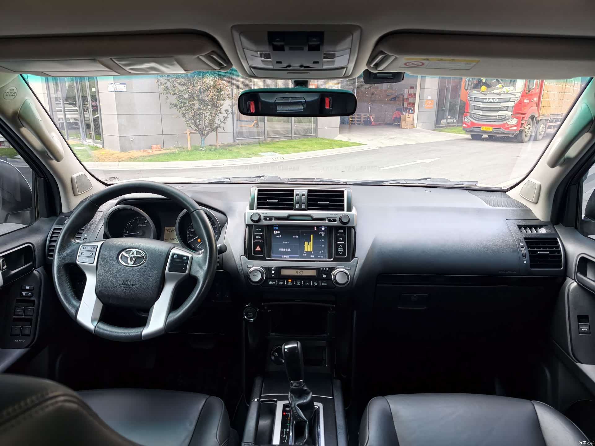 Toyota Prado, 2014 16