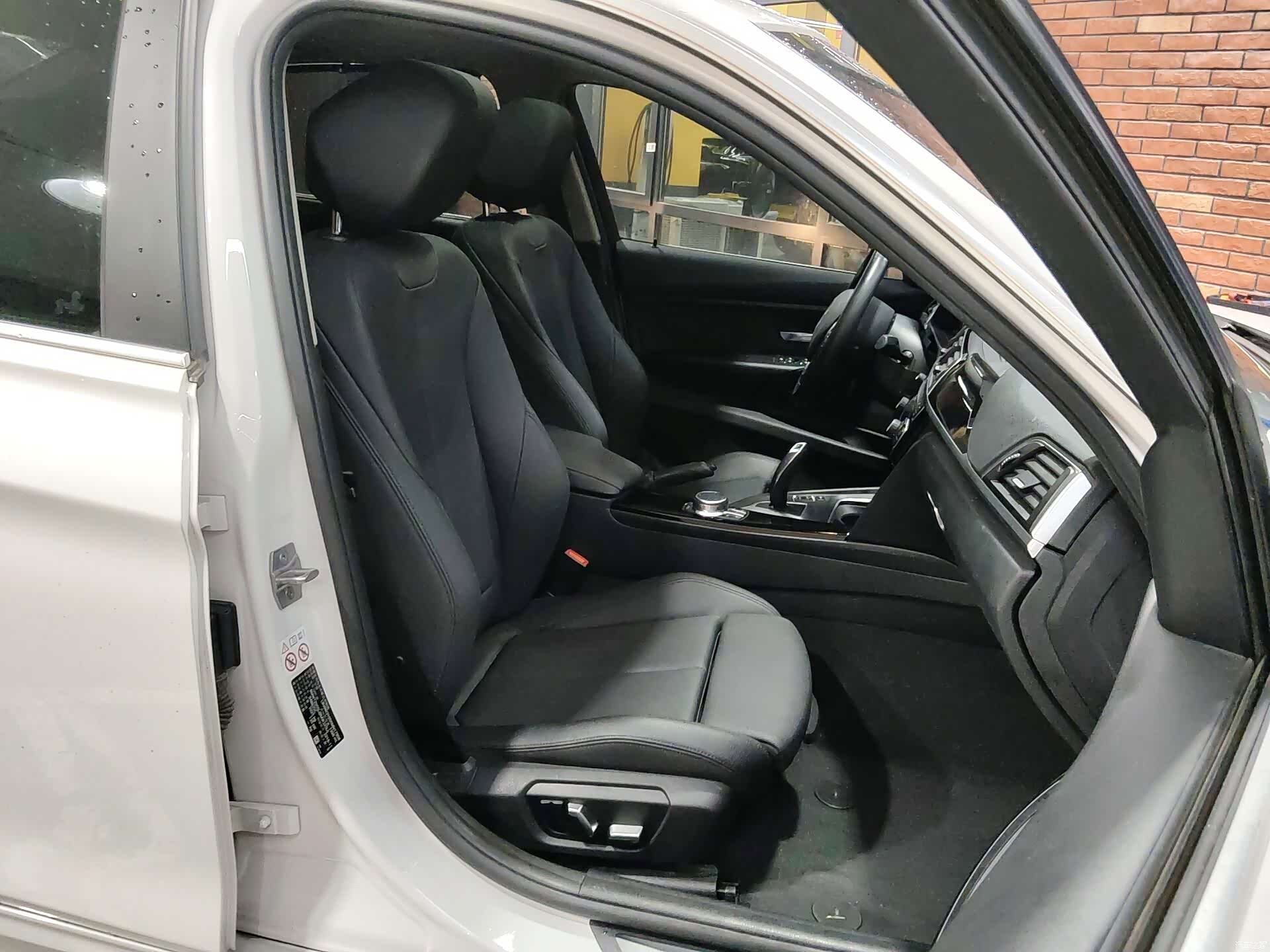 BMW 3 Series, 2018 9