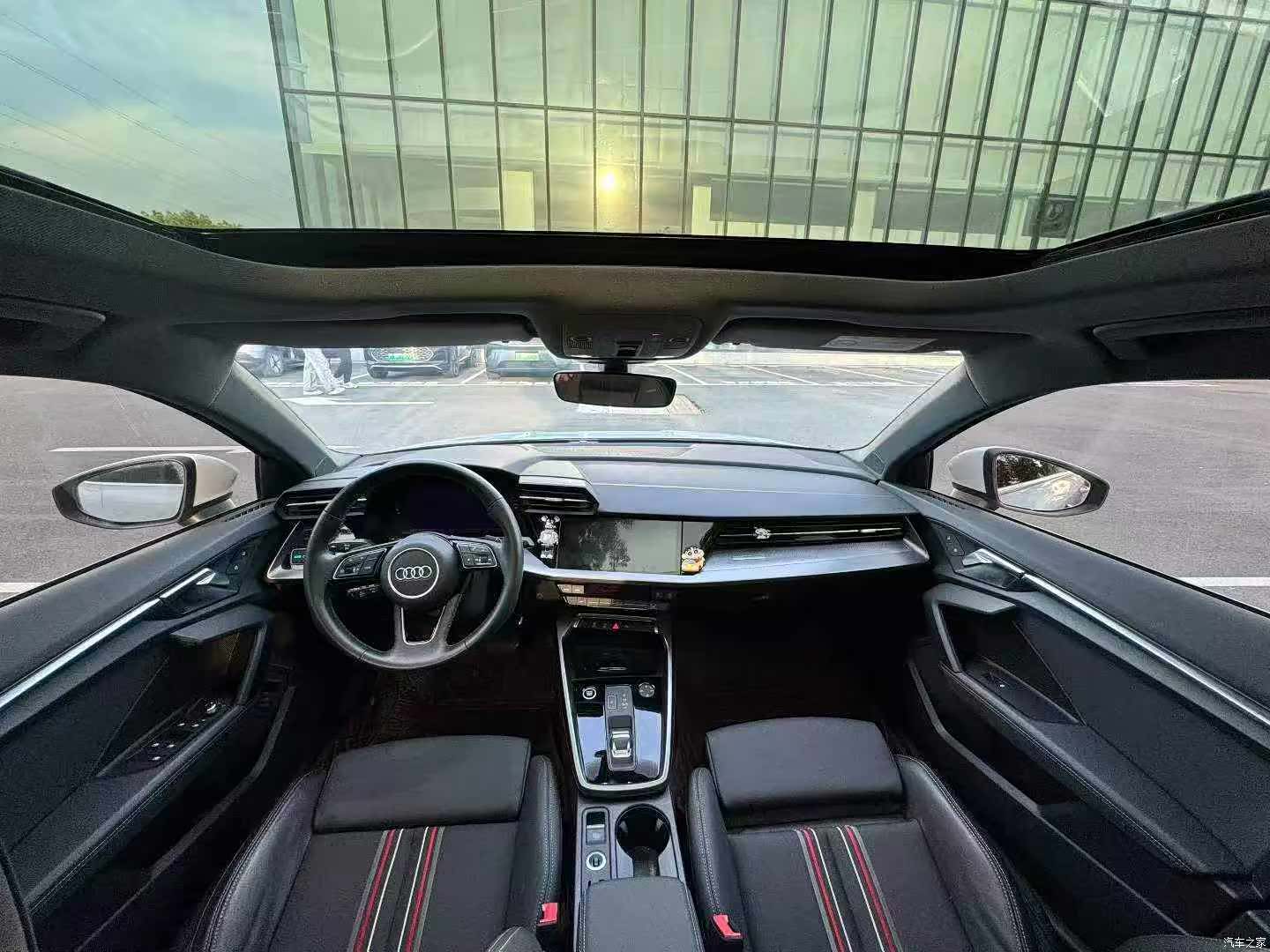 Audi A3, 2023 все фото