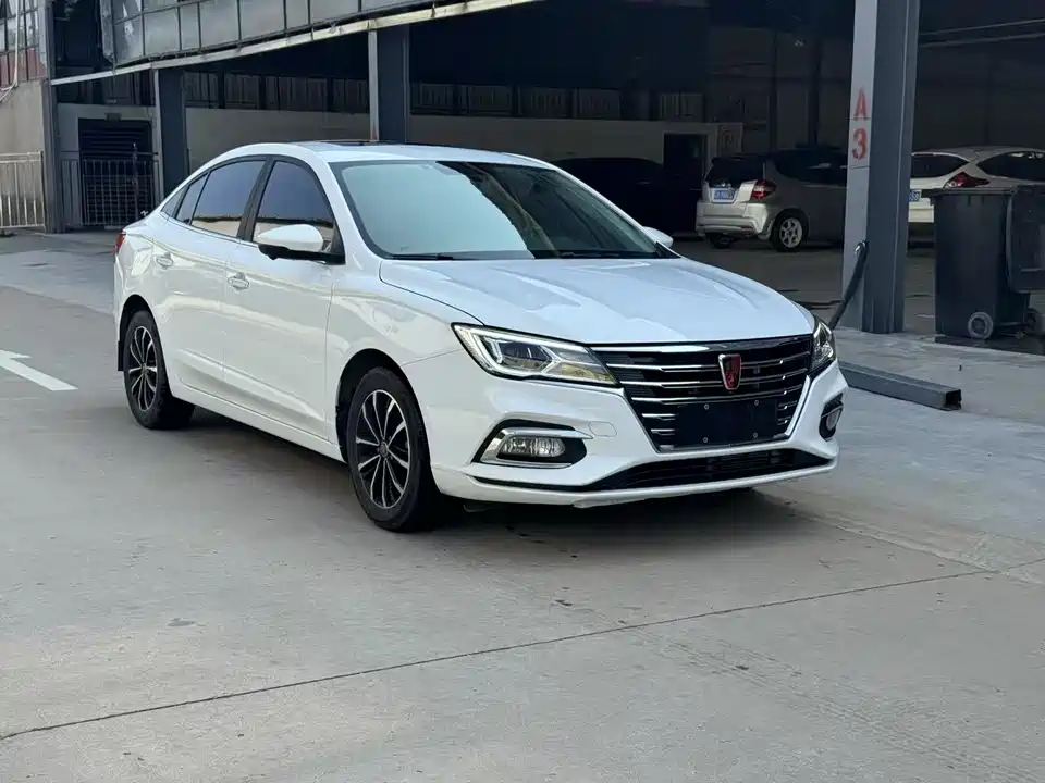 Roewe i5