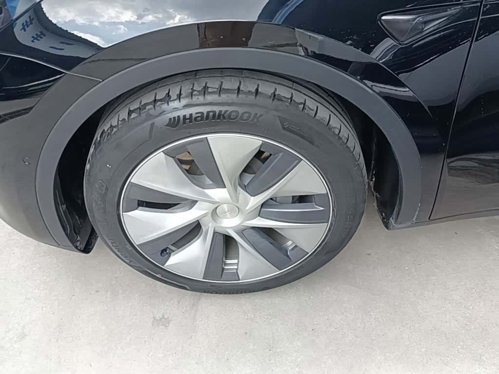 Tesla Model Y, 2021 23