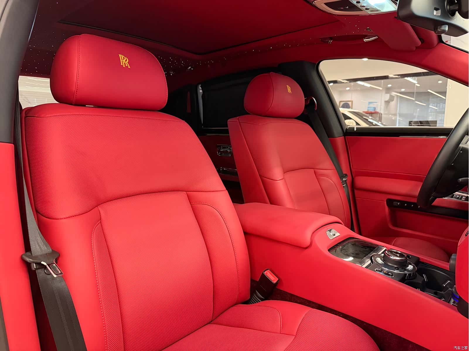 Rolls-Royce Ghost, 2013 8