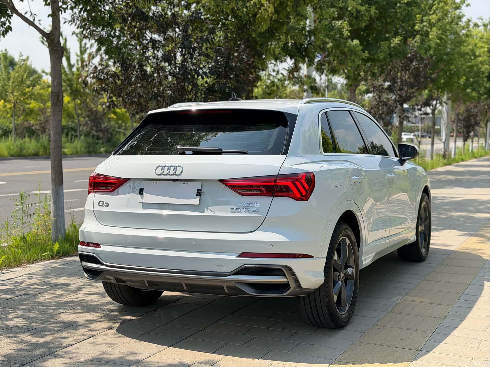 Audi Q3, 2022 23