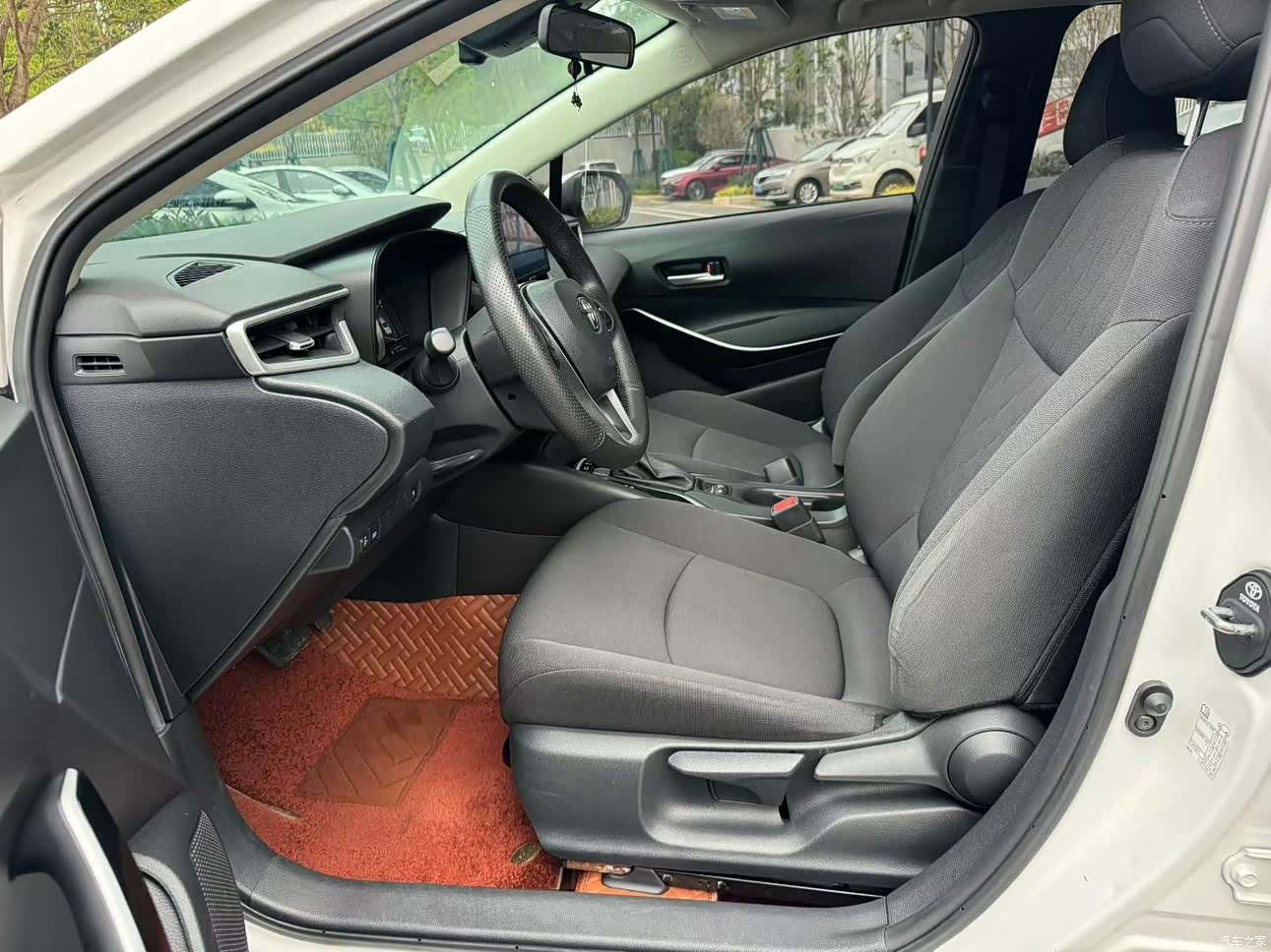 Toyota Corolla, 2022 все фото