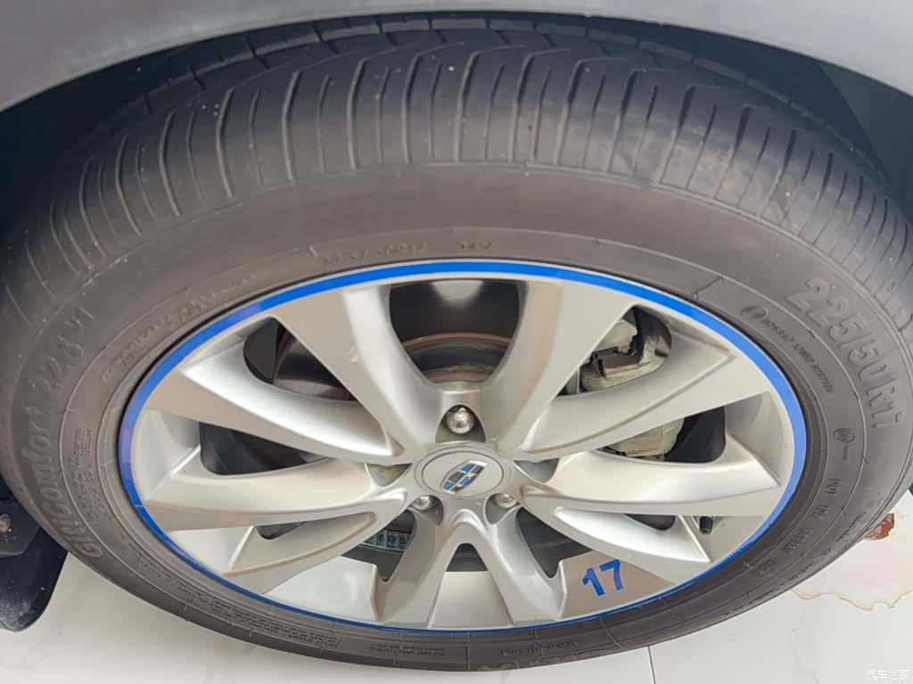 Geely Emgrand, 2017 25