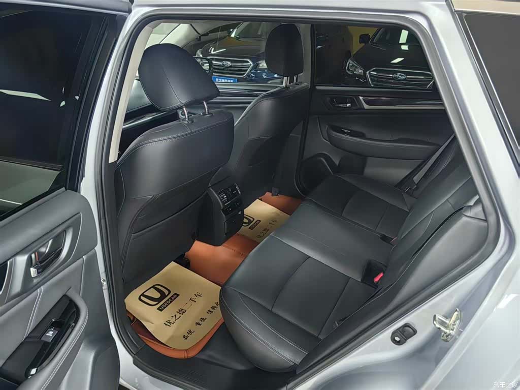 Subaru Outback, 2018 11