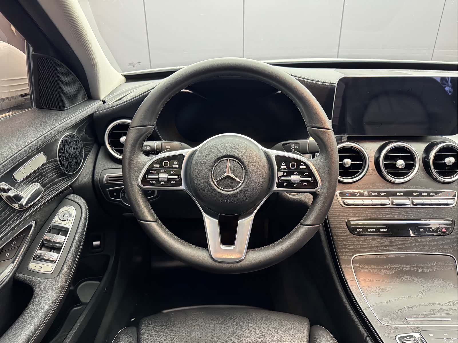 Mercedes-Benz C-Class, 2019 6