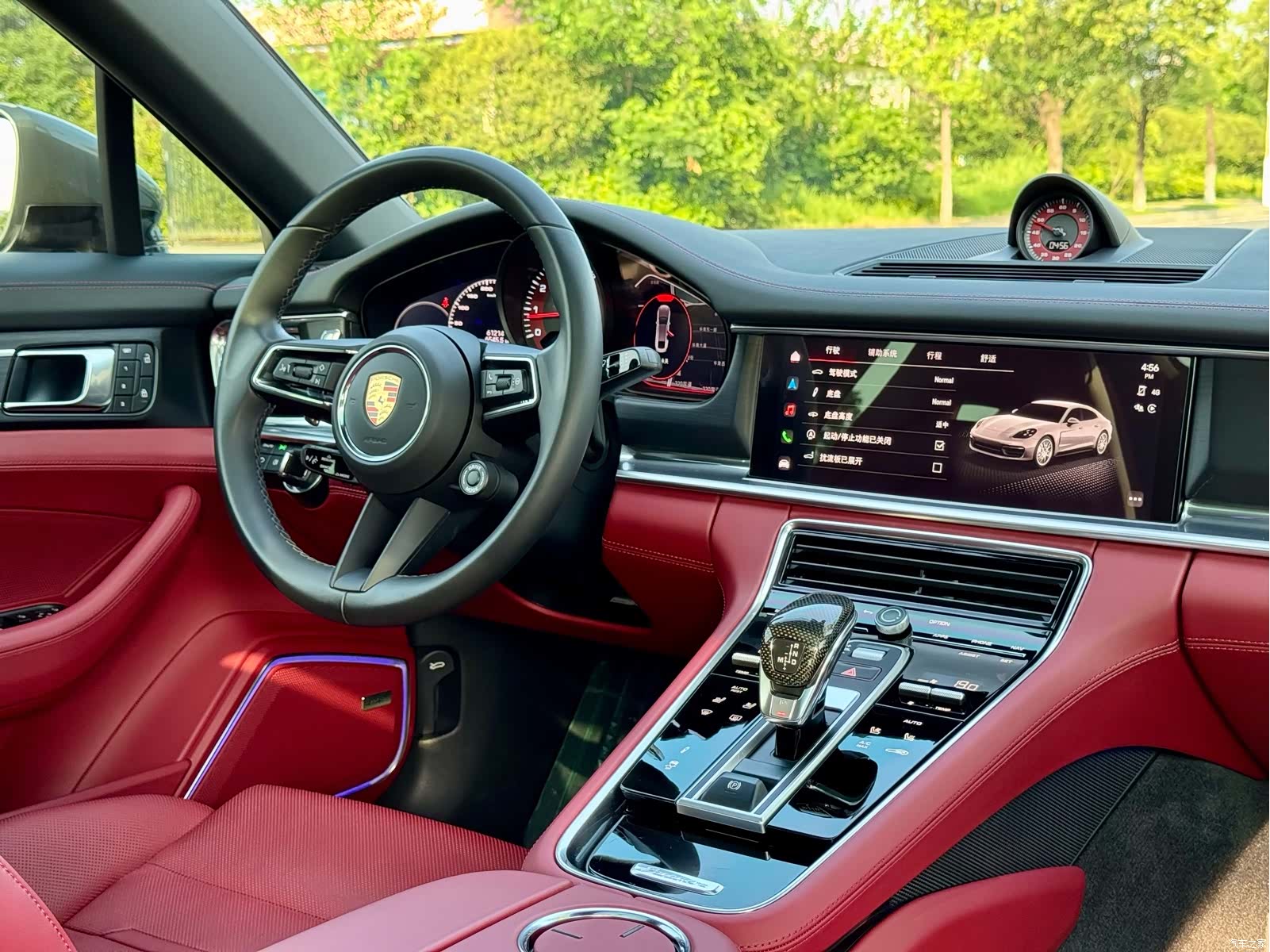 Porsche Panamera, 2023 25