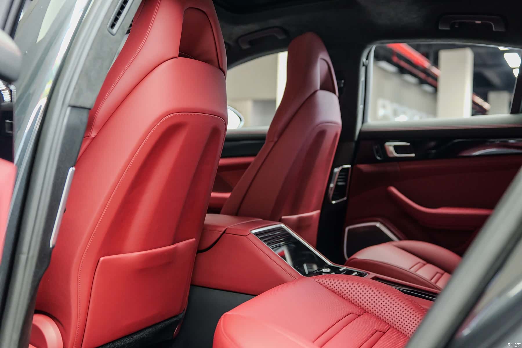 Porsche Panamera, 2018 12