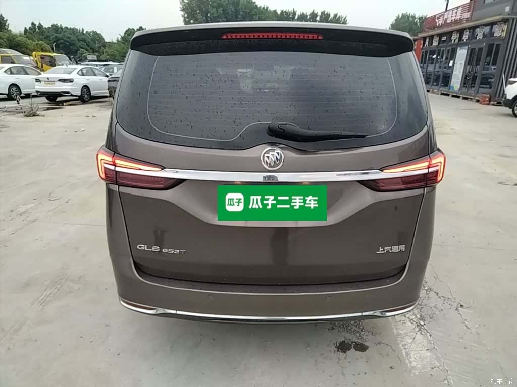 Buick GL8, 2022 6