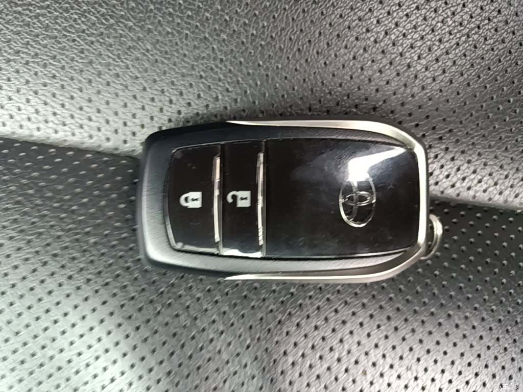 Toyota Highlander, 2016 17