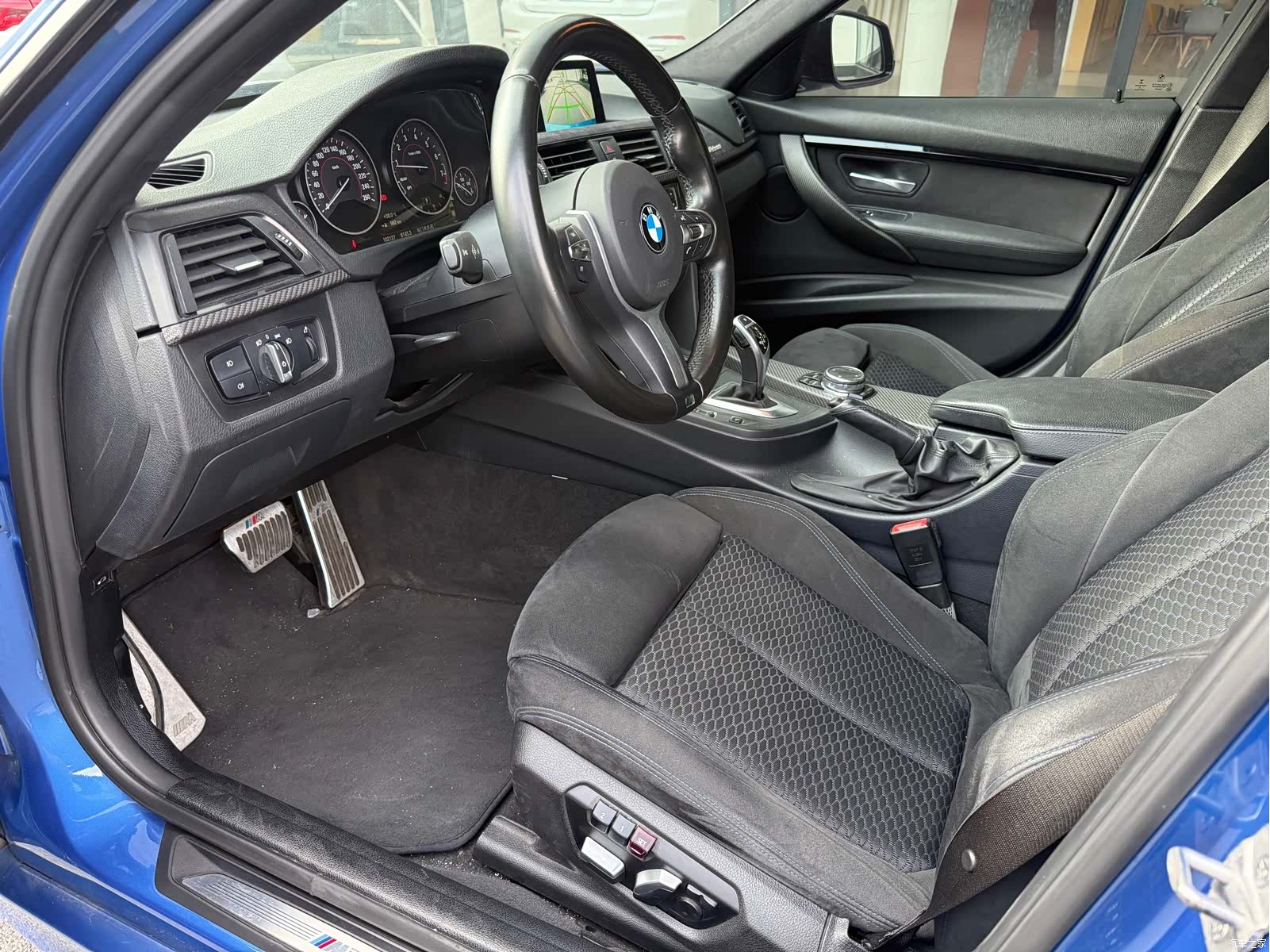 BMW 3 Series, 2016 все фото