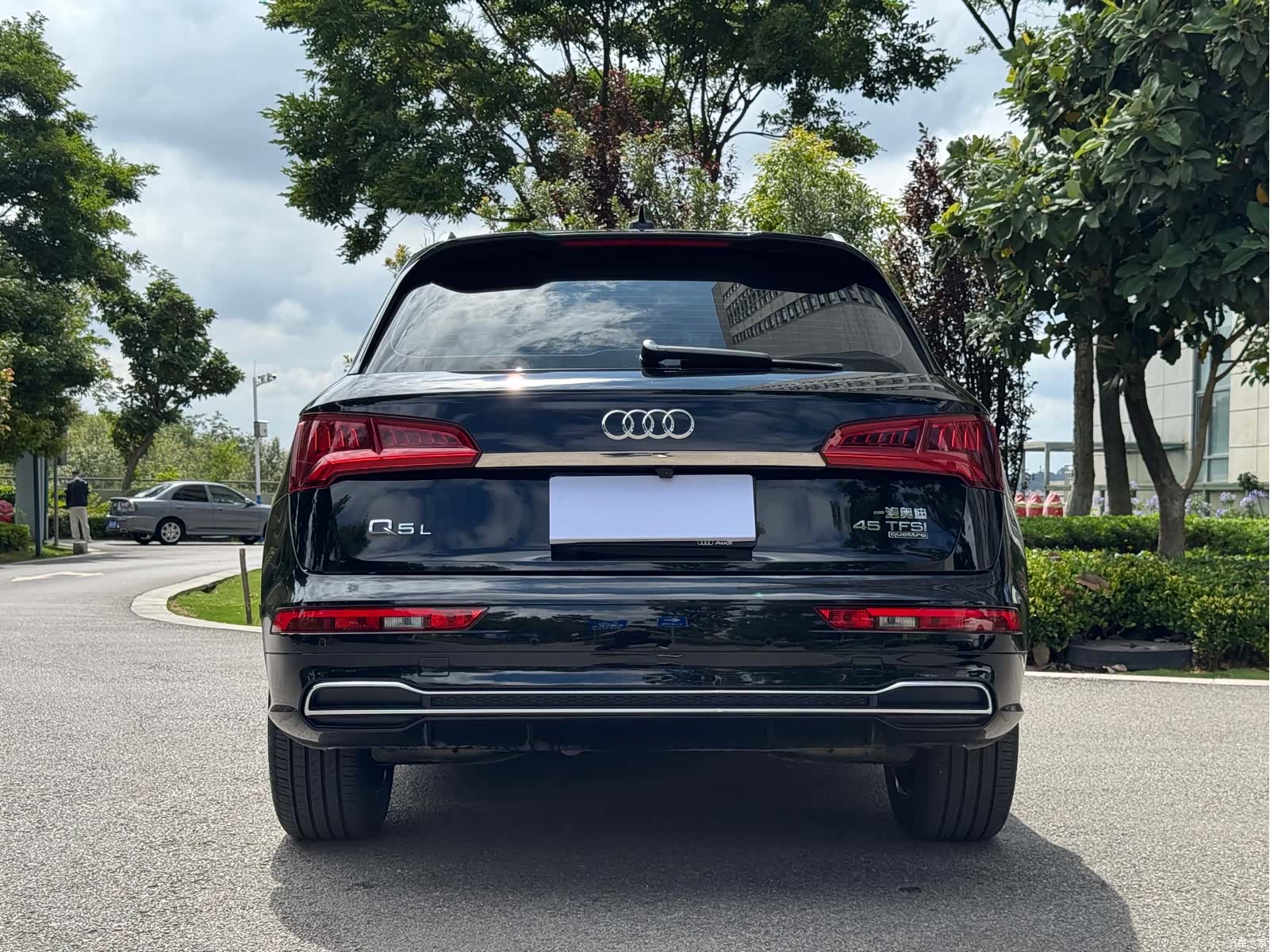 Audi Q5L, 2020 4