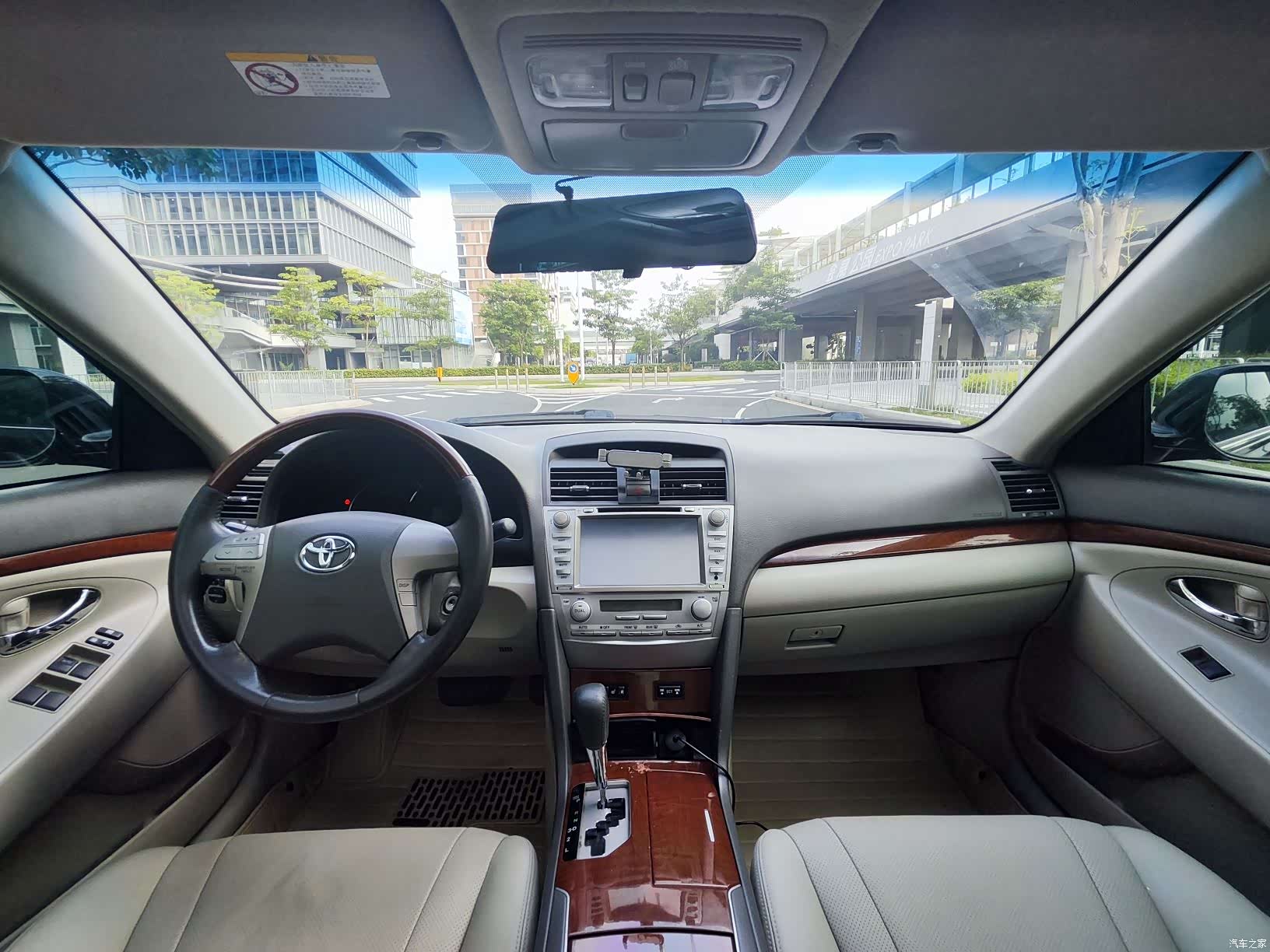 Toyota Camry, 2014 11