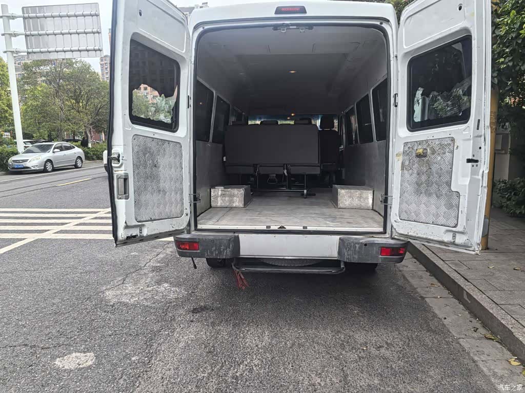 Iveco A40, 2021 все фото