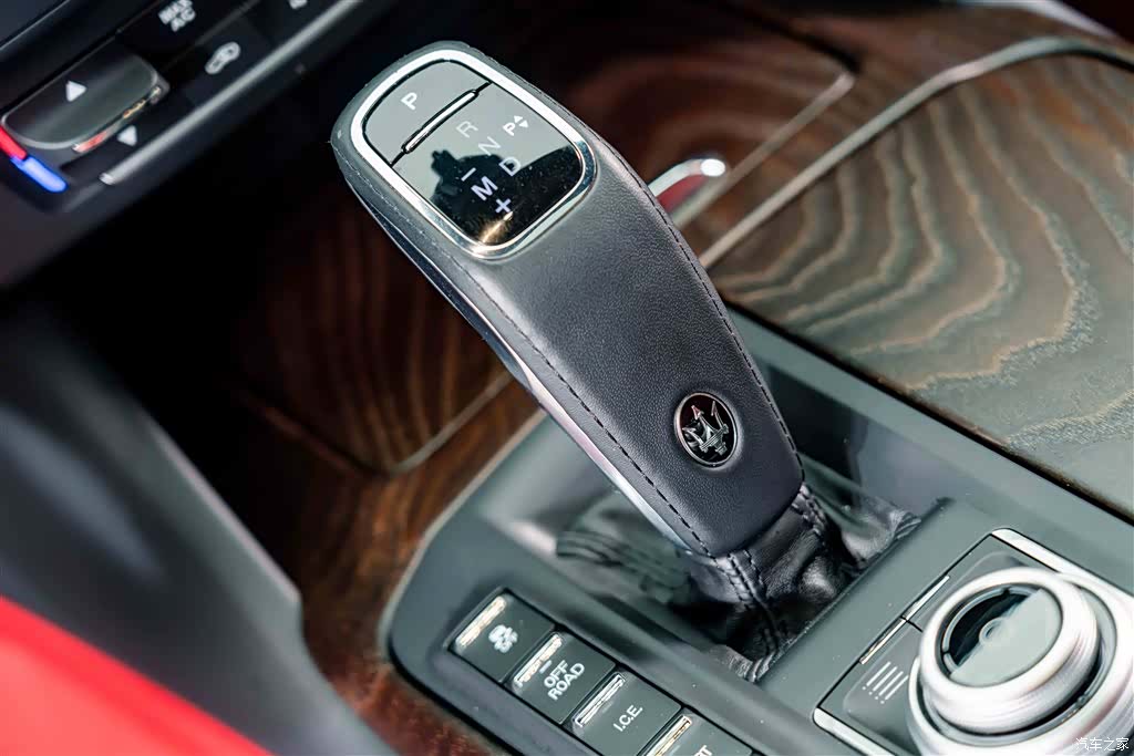 Maserati Levante, 2020 14