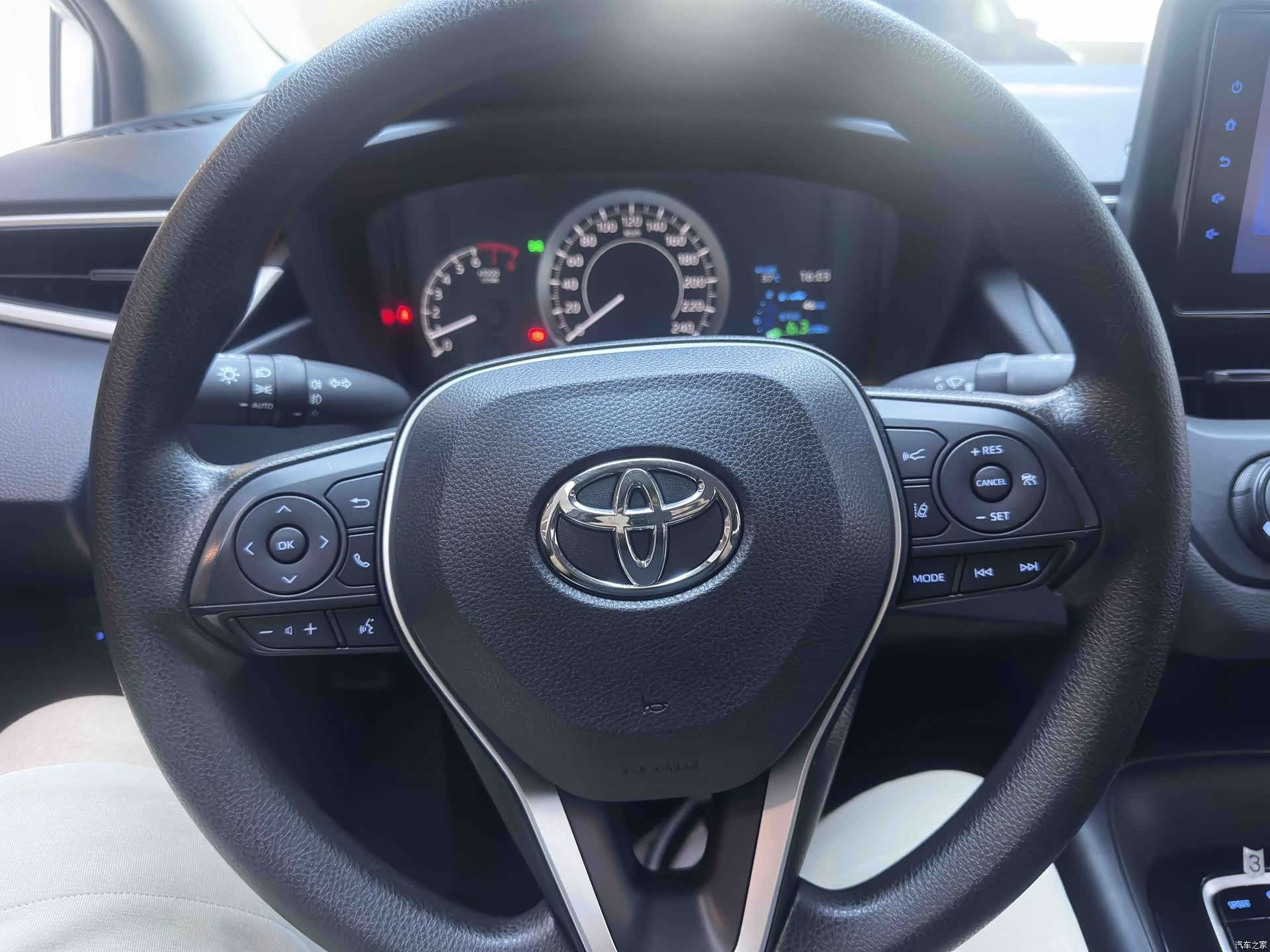 Toyota Corolla, 2023 12