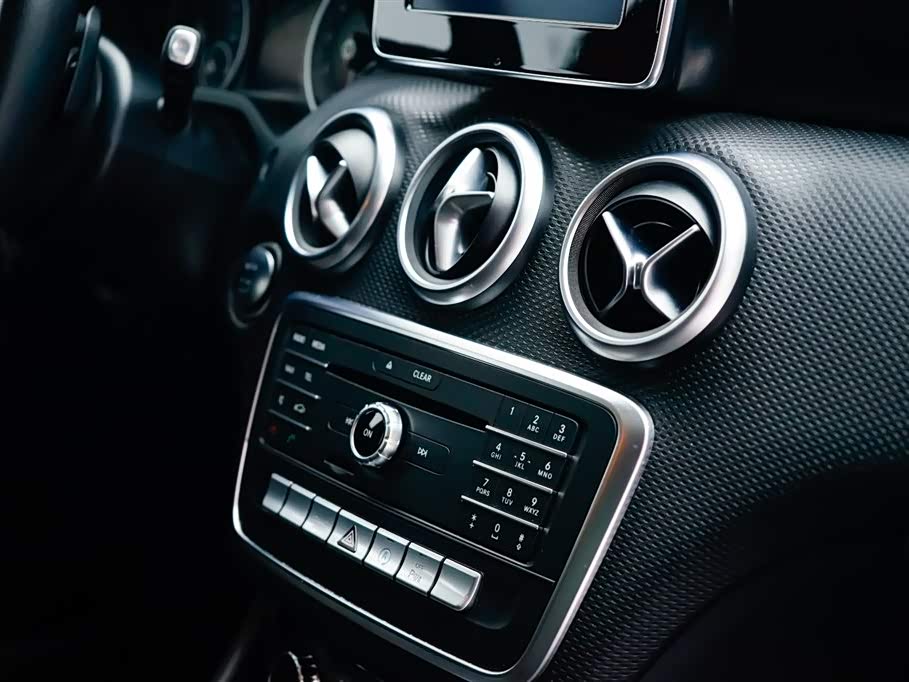 Mercedes-Benz Class A Mercedes-Benz Class A