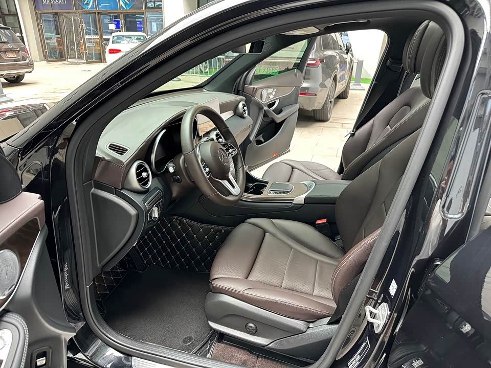 Mercedes-Benz GLC Mercedes-Benz GLC