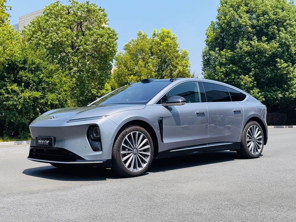 NIO ET9
