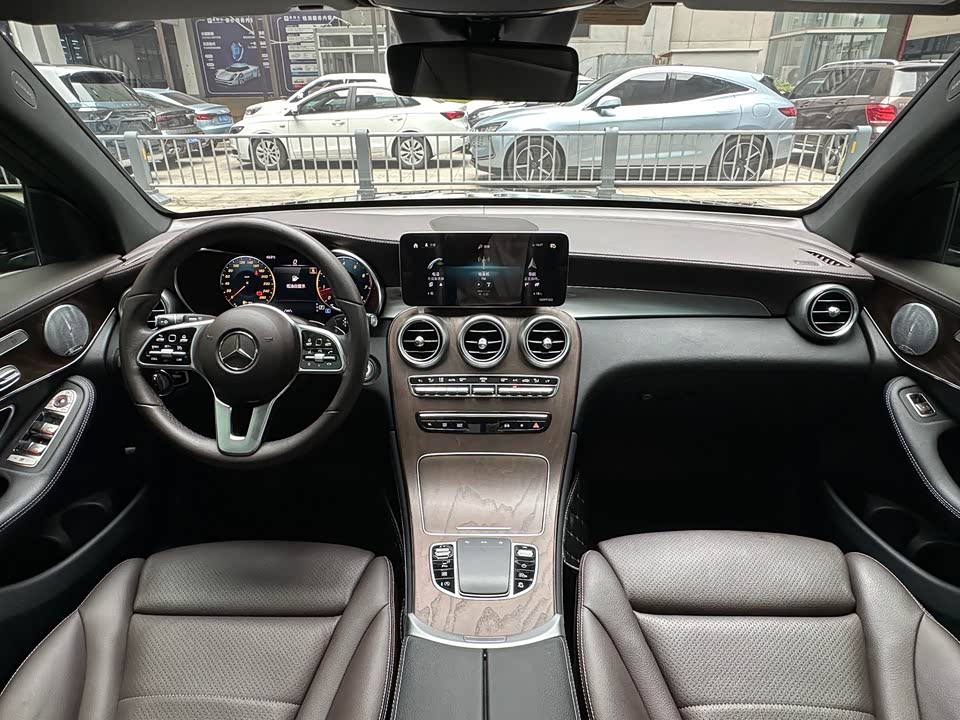 Mercedes-Benz GLC Mercedes-Benz GLC