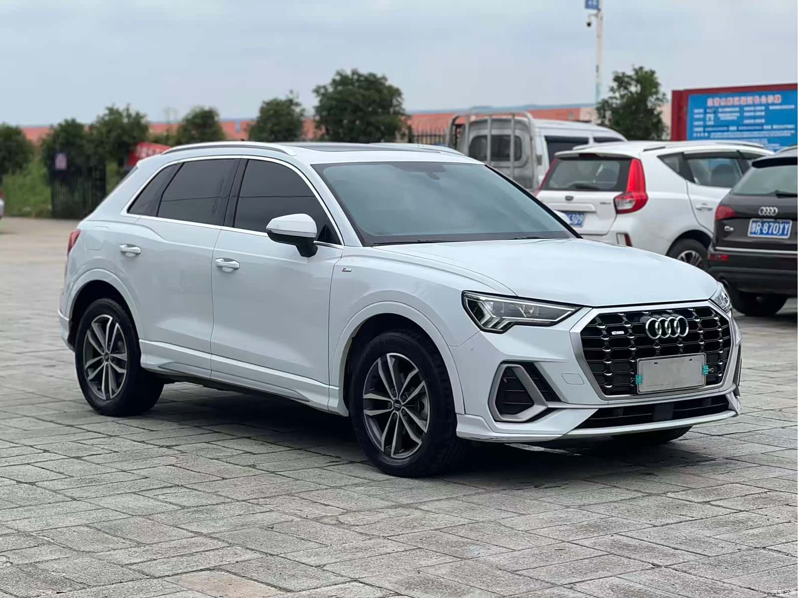 Audi Q3, 2021 3