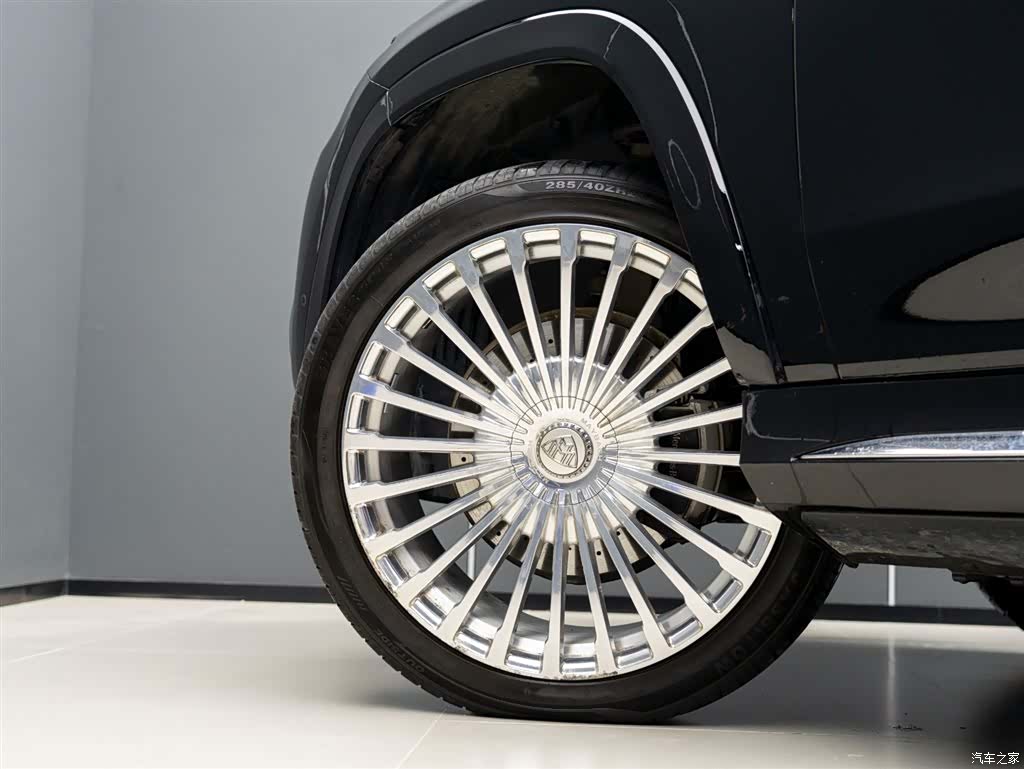Mercedes-Benz GLS, 2024 все фото