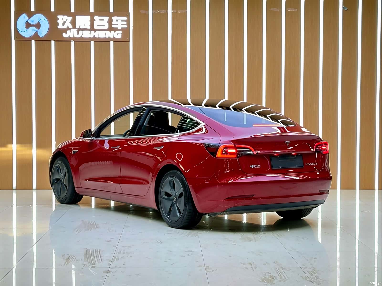 Tesla Model 3, 2020 все фото