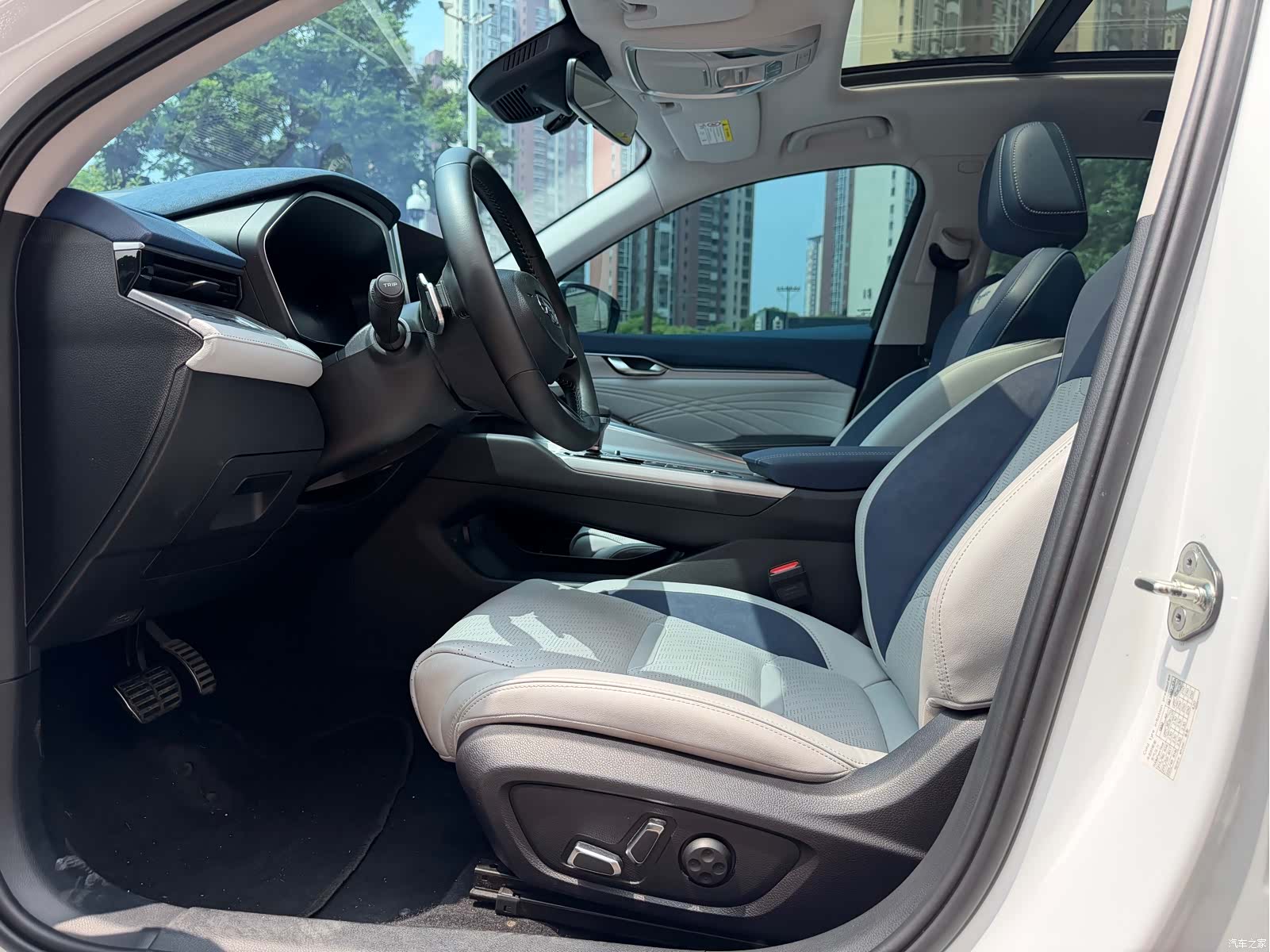 Geely Preface, 2021 14