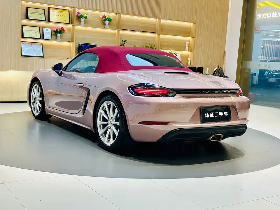 Porsche 718