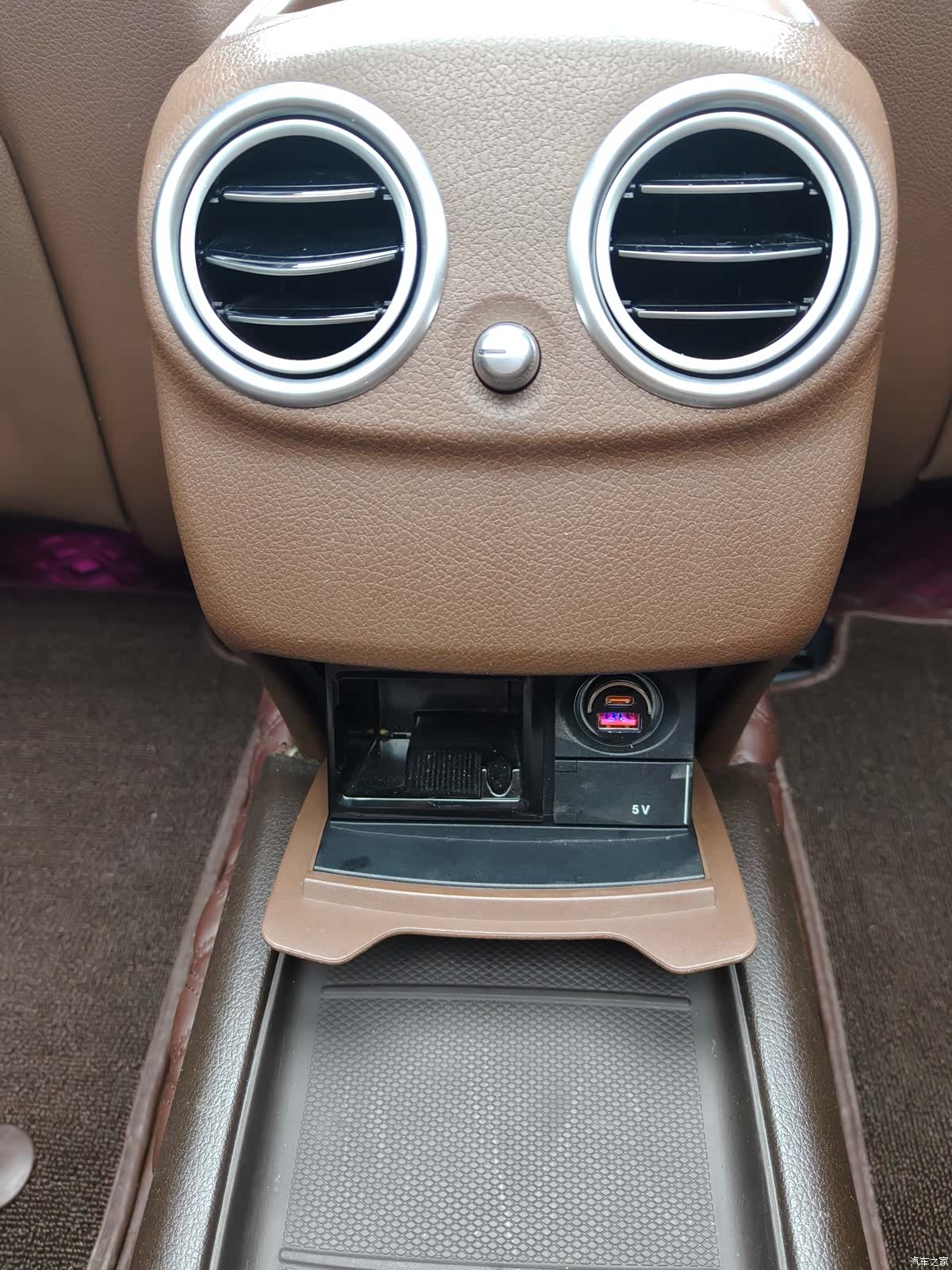 Mercedes-Benz E-Class, 2020 9