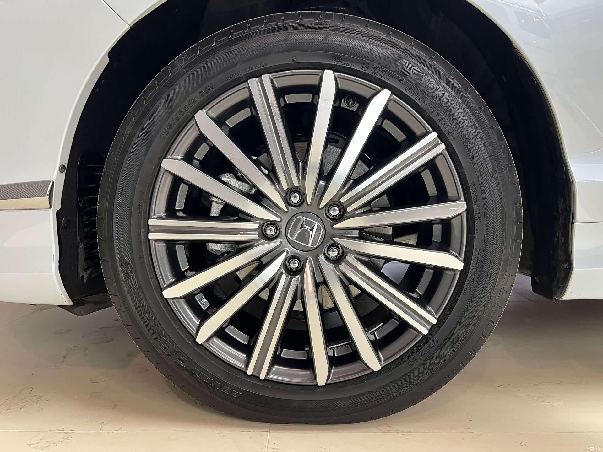 Honda Elysion, 2024 6