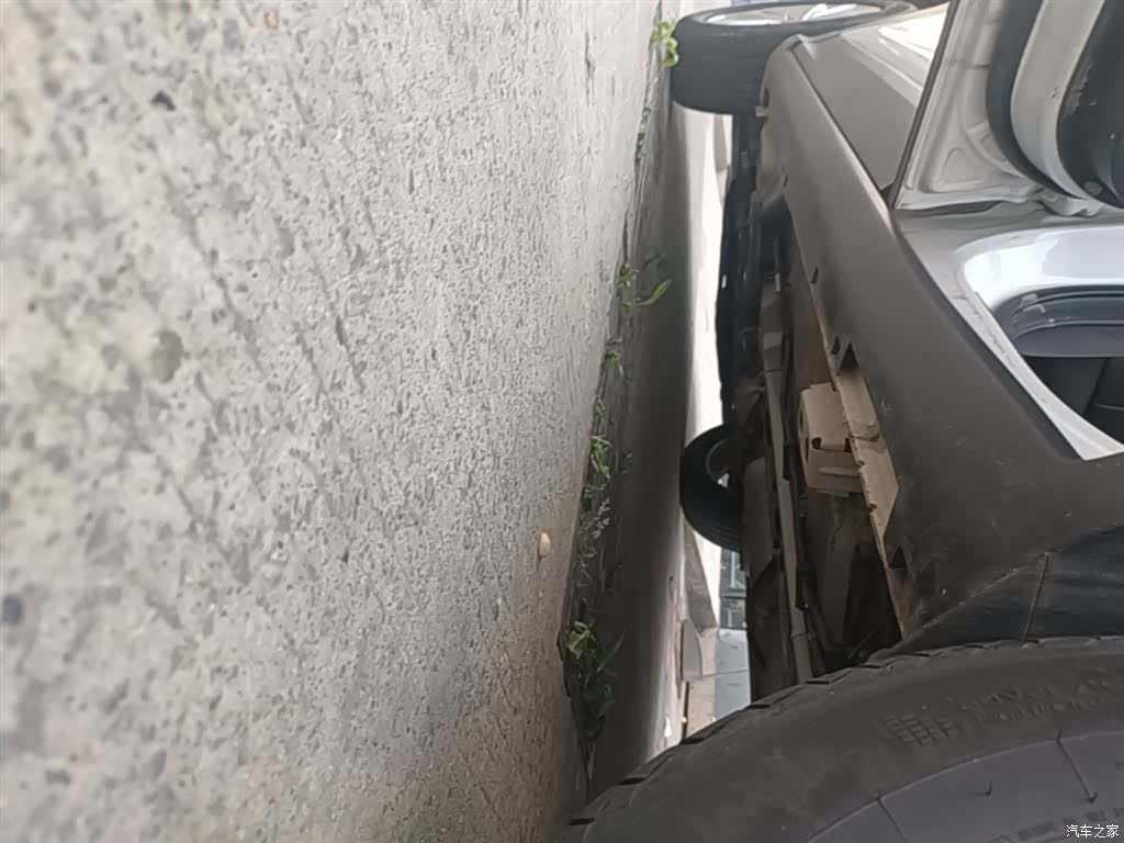 Geely Coolray, 2020 22