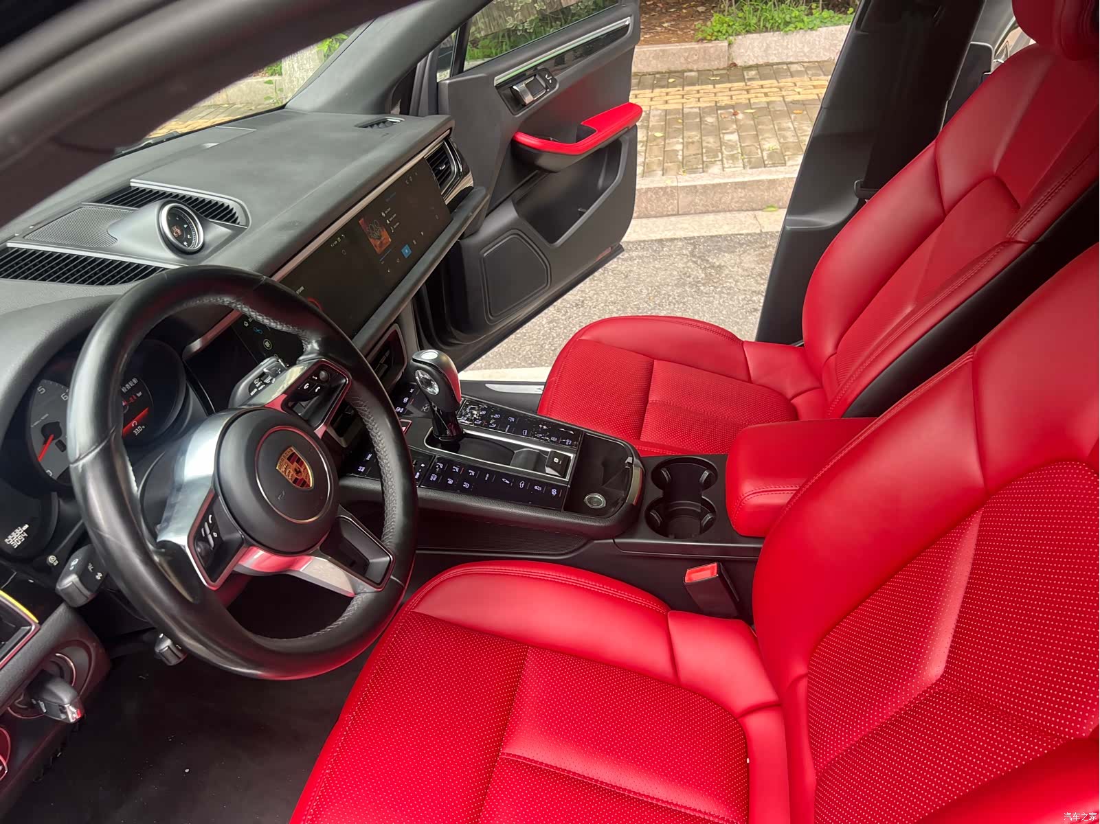 Porsche Macan, 2016 25
