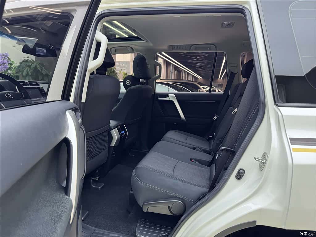 Toyota Prado, 2018 11
