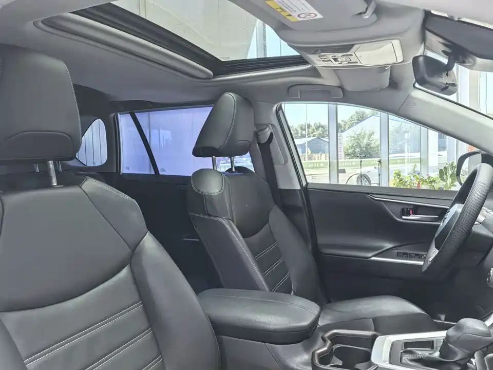 Toyota RAV4 Rongfang