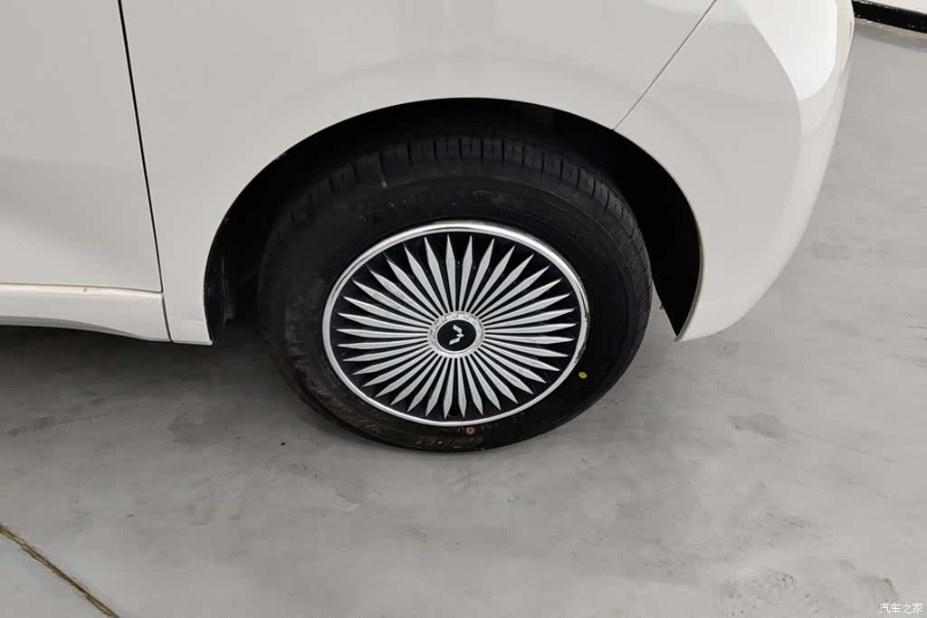 Wuling MINIEV, 2025 6