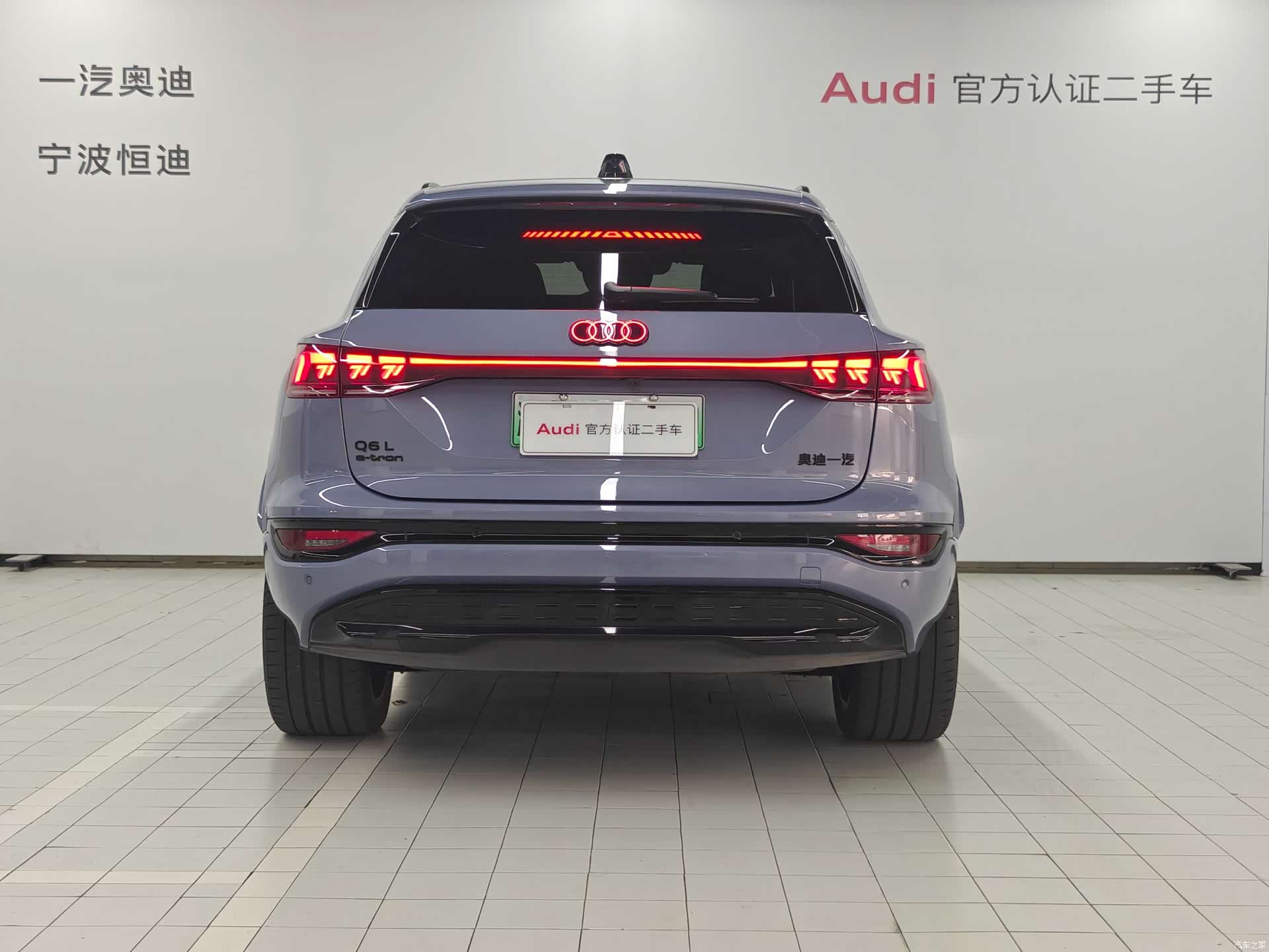 Audi e-tron, 2025 все фото