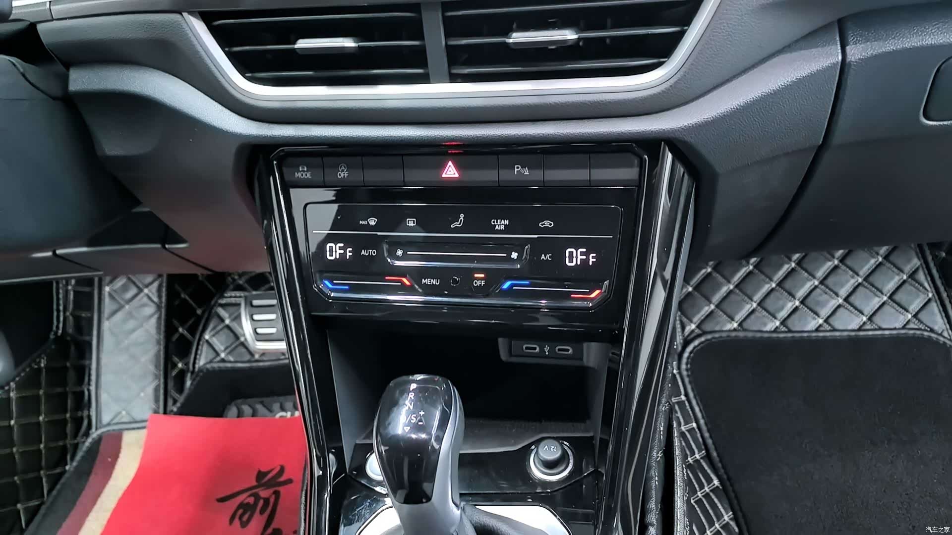 Volkswagen T-ROC, 2024 6