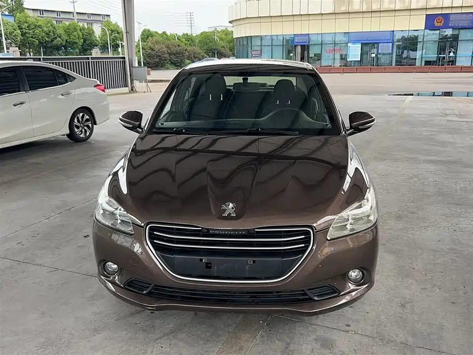 Peugeot 301